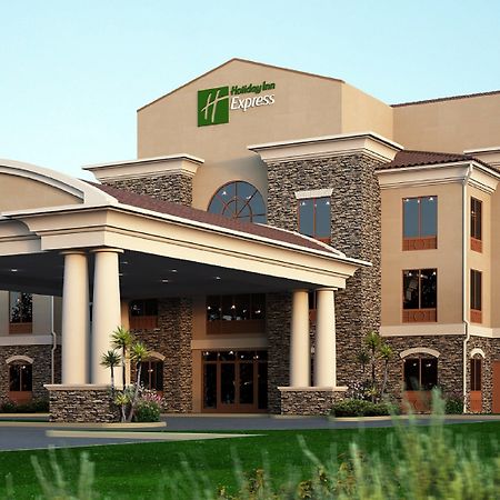 Holiday Inn Express & Suites - Redding, An Ihg Hotel Dış mekan fotoğraf