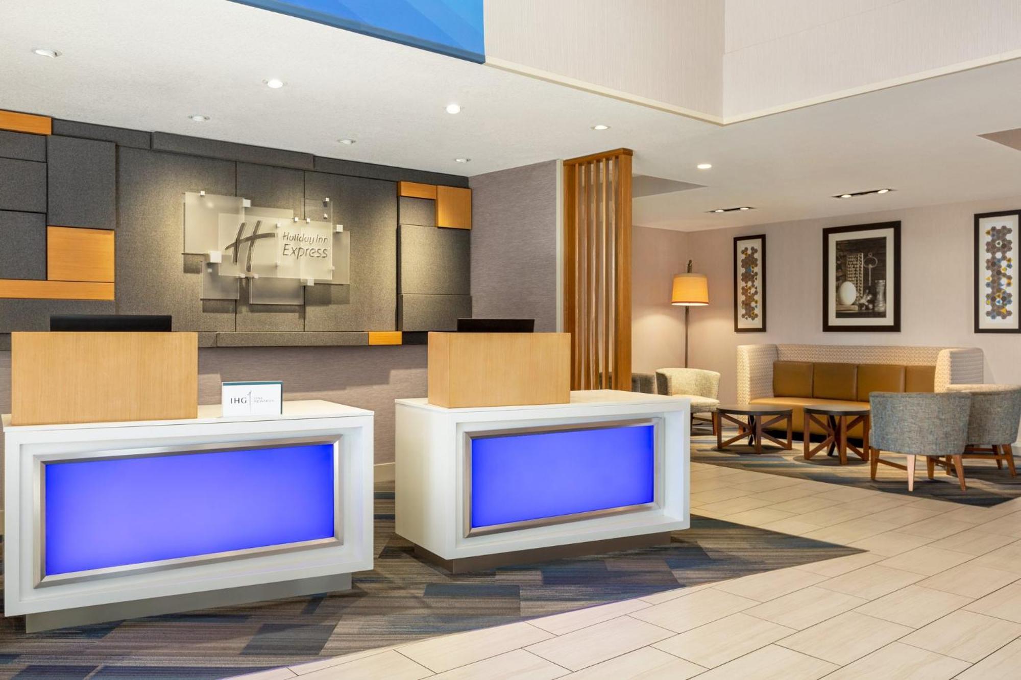Holiday Inn Express & Suites - Redding By Ihg Dış mekan fotoğraf