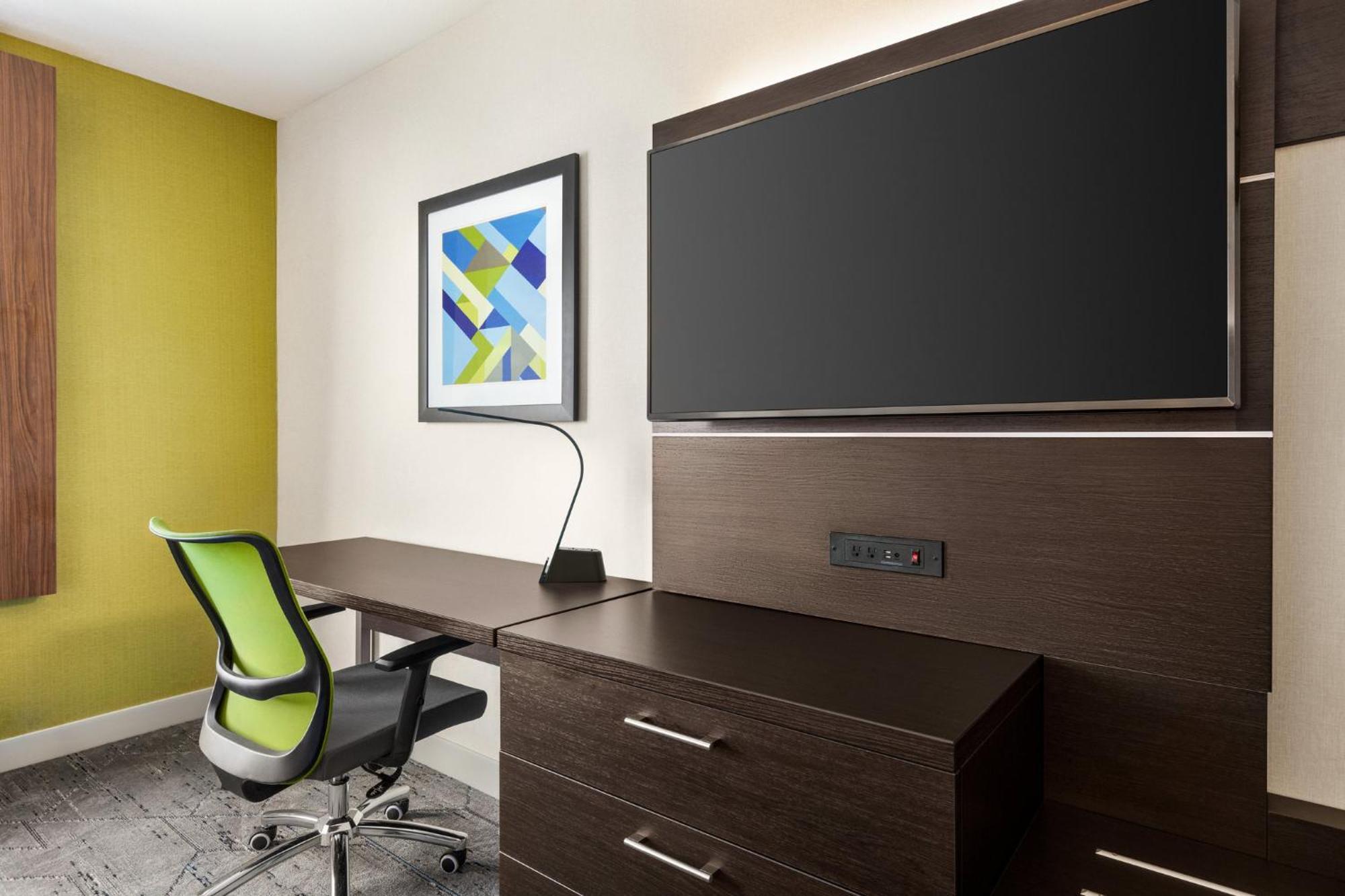 Holiday Inn Express & Suites - Redding By Ihg Dış mekan fotoğraf